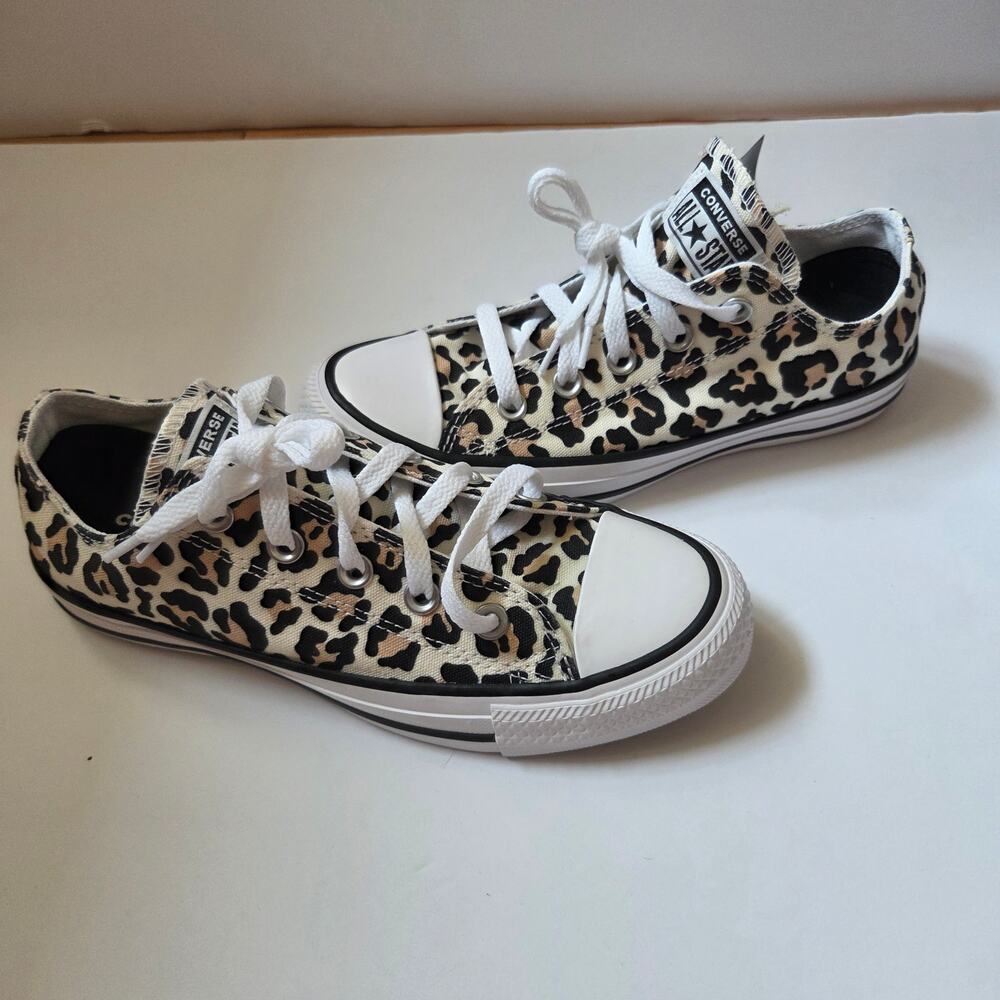 Converse Leopard Sneakers Size 6 - Picture 10 of 11